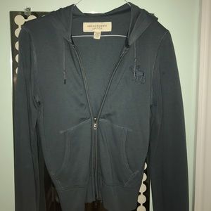 Thin olive green hoodie